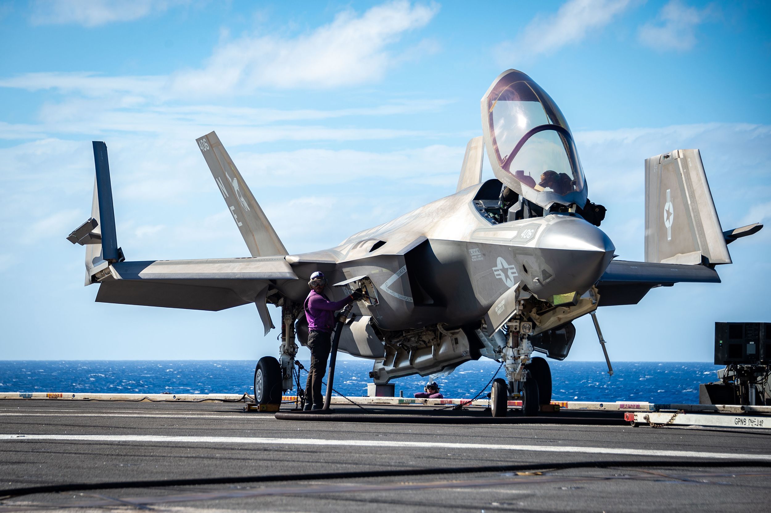 The F-35 incorporates advanced avionics and sensor systems, including an active electronically scanned array (AESA) radar, electro-optical targeting system (EOTS), and distributed aperture system (DAS) for situational awareness.