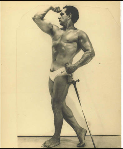 Lollino's strength was evident in his blocking ability, as he was able to overpower defenders and create running lanes for his teammates. He was also known for his powerful running style, often dragging defenders along with him as he fought for extra yards.
